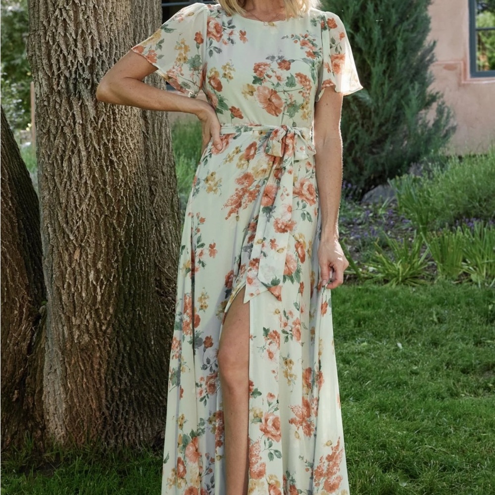 NWT Naomi Floral Maxi Dress Short Sleeve L Baltic Born Sage Floral